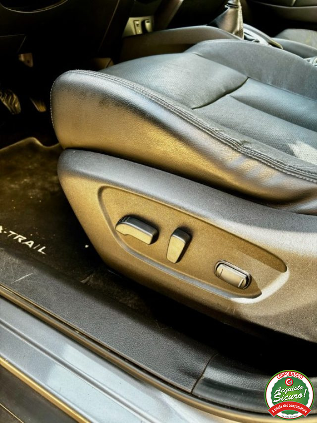 NISSAN X-Trail usata, con Lettore CD