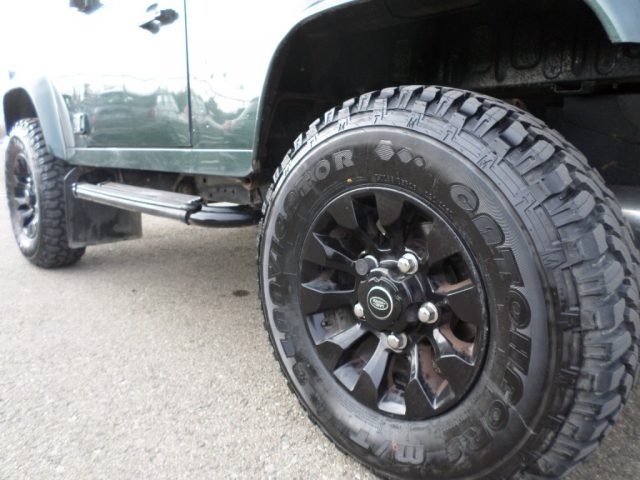LAND ROVER Defender usata 14