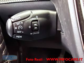 PEUGEOT 208 usata, con USB