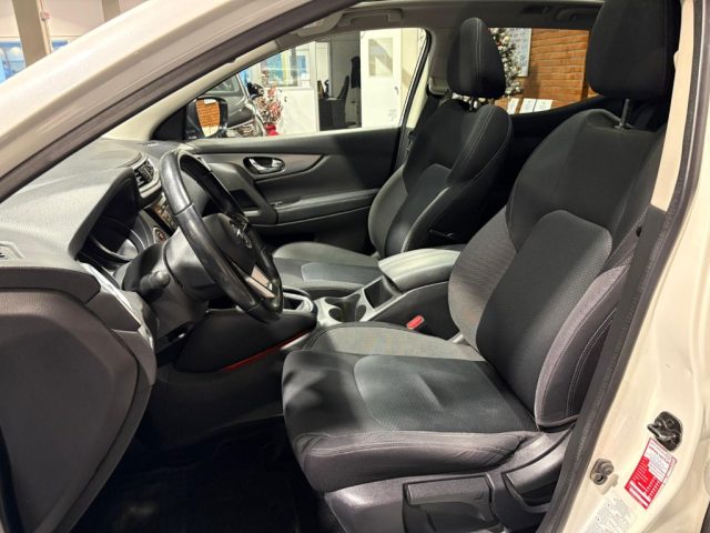 NISSAN Qashqai usata, con Boardcomputer