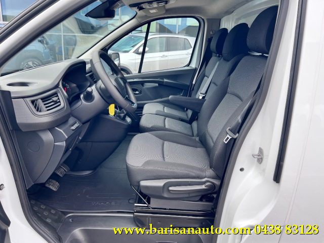 RENAULT Trafic usata, con Autoradio