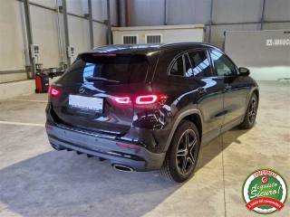 MERCEDES-BENZ GLA 200 usata, con Airbag