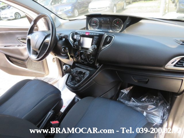 LANCIA Ypsilon usata, con Isofix