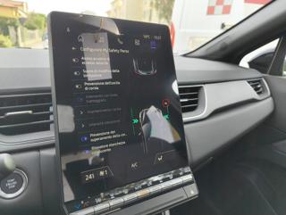 RENAULT Captur usata, con Controllo automatico clima