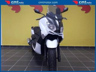 YAMAHA X-Max 250 usata 1