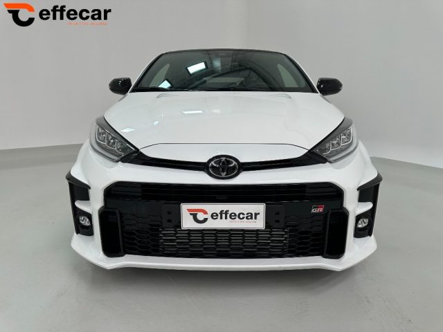 TOYOTA Yaris usata, con Airbag