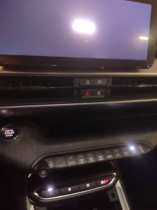 JEEP Avenger usata, con Specchietti laterali elettrici