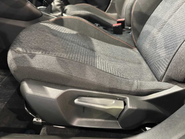 PEUGEOT 208 usata 26