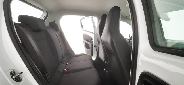 VOLKSWAGEN up! usata 43