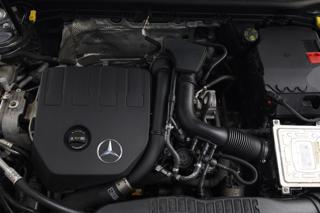 MERCEDES-BENZ CLA 200 usata 74