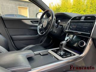 JAGUAR XE usata, con Boardcomputer