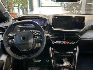 PEUGEOT 208 usata, con Sedile posteriore sdoppiato