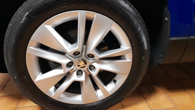 SKODA Karoq usata 25