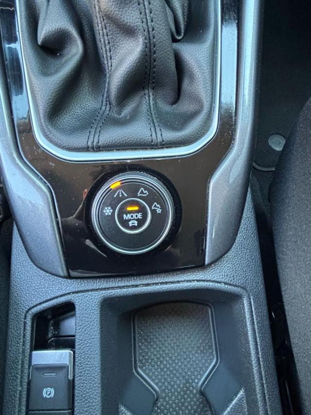 VOLKSWAGEN T-Roc usata, con Cruise Control