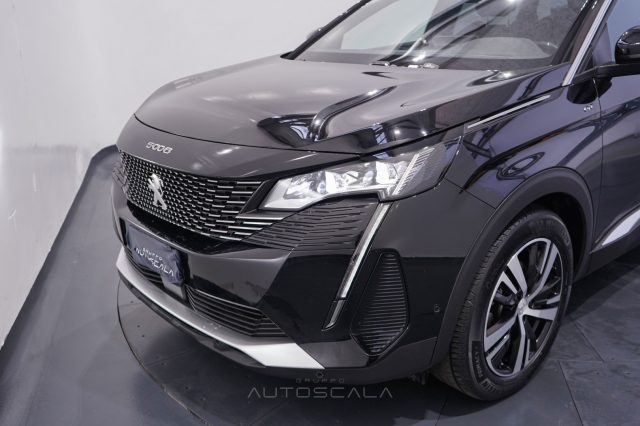 PEUGEOT 5008 usata, con Sensore di luce