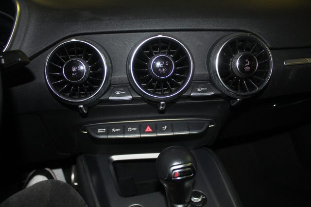 AUDI TT usata, con Fendinebbia