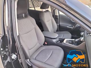TOYOTA RAV 4 usata, con Sedile posteriore sdoppiato
