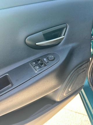 LANCIA Ypsilon usata, con Park Distance Control