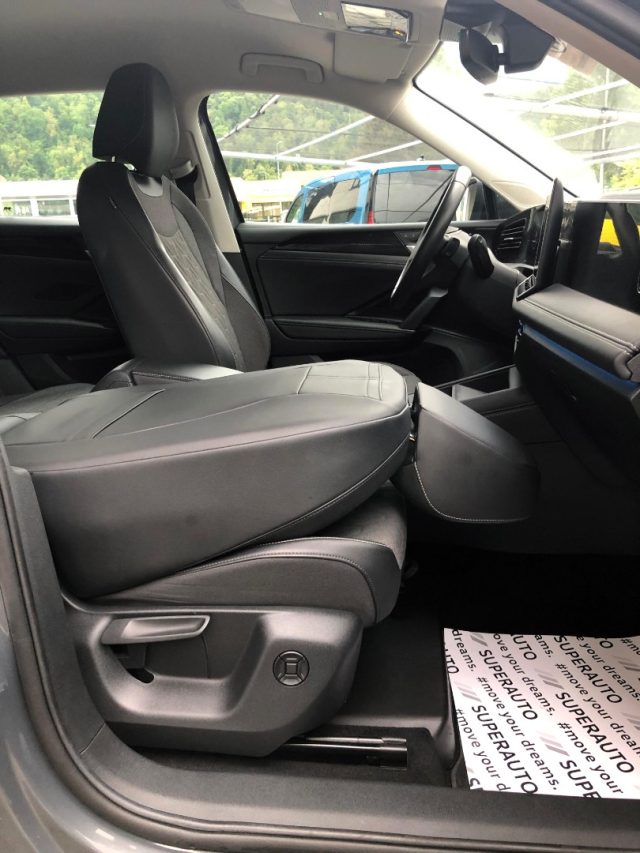 VOLKSWAGEN Tiguan usata, con Isofix