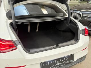 MERCEDES-BENZ CLA 180 usata, con Controllo elettronico della corsia