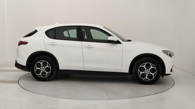 ALFA ROMEO Stelvio usata, con Autoradio