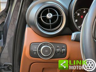 ALFA ROMEO Giulia usata, con Sedile posteriore sdoppiato