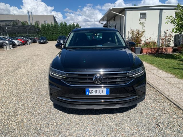 VOLKSWAGEN Tiguan usata, con Airbag