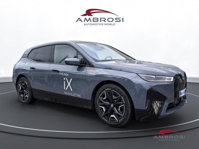 BMW iX usata 1