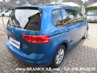 VOLKSWAGEN Touran usata, con Autoradio