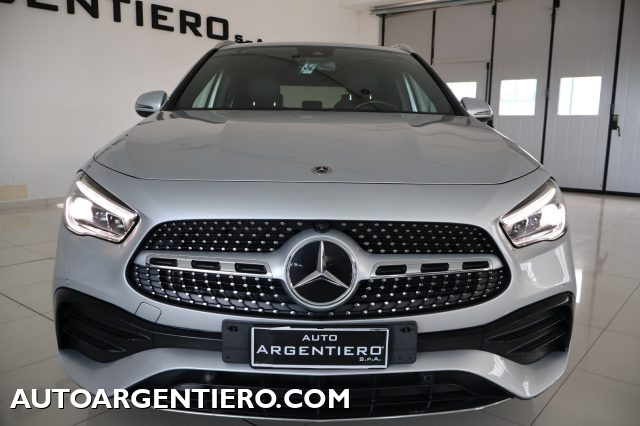MERCEDES-BENZ GLA 220 usata, con Airbag