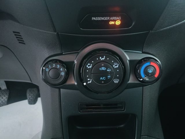 FORD Fiesta usata, con Chiusura centralizzata telecomandata