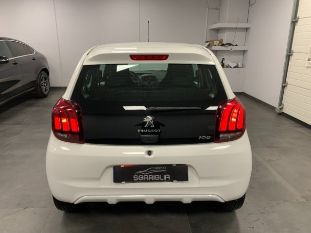 PEUGEOT 108 usata, con Autoradio