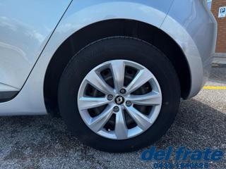 RENAULT Clio usata, con Sedile posteriore sdoppiato