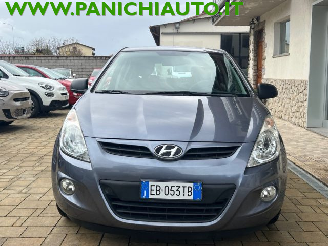 HYUNDAI i20 usata, con Airbag