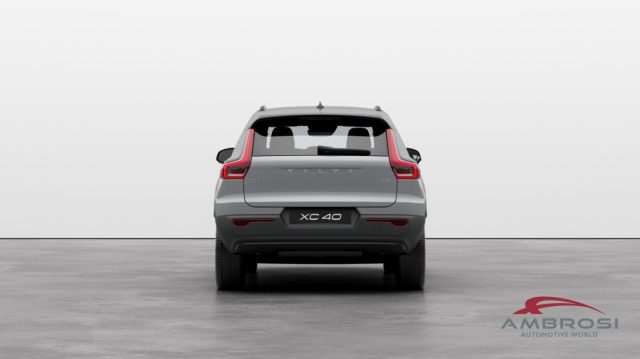 VOLVO XC40 usata 5
