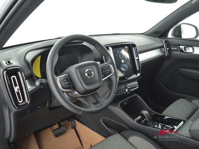 VOLVO XC40 usata 7