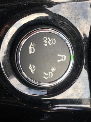 PEUGEOT 2008 usata, con Cruise Control