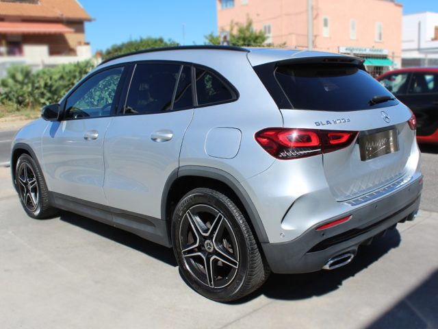 MERCEDES-BENZ GLA 200 usata, con Boardcomputer