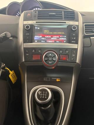 TOYOTA Verso usata 11