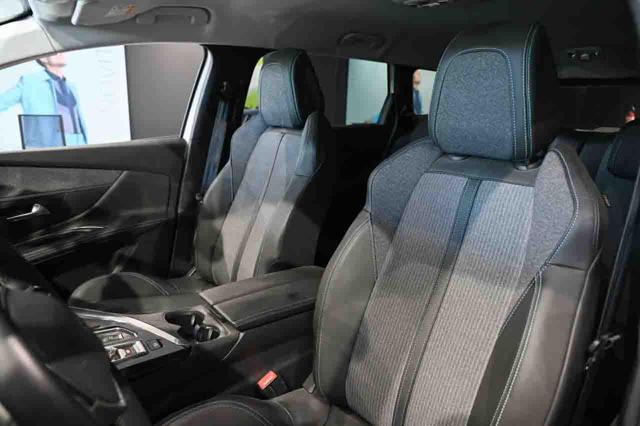 PEUGEOT 5008 usata, con Climatizzatore