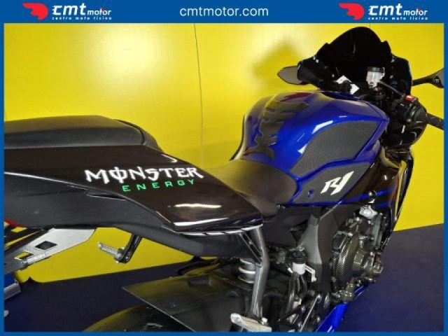 YAMAHA YZF R1 usata 12