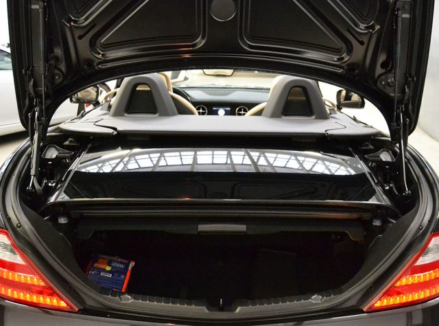 MERCEDES-BENZ SLK 200 usata, con Chiusura centralizzata