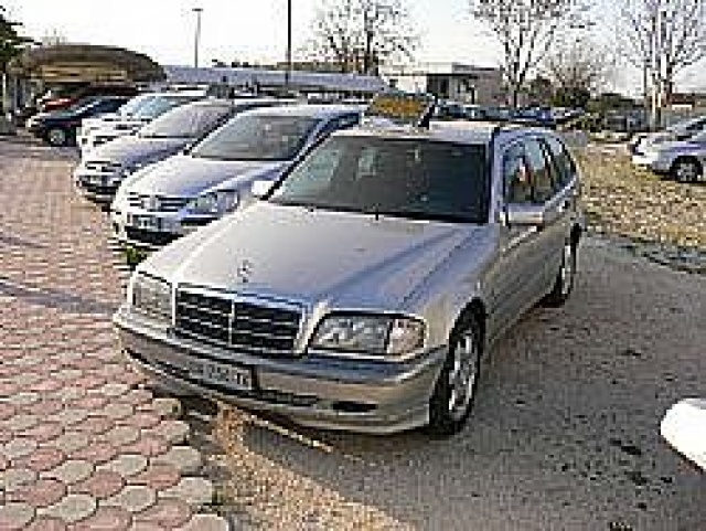 MERCEDES-BENZ C 250 usata, con Airbag