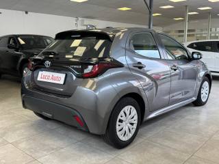 TOYOTA Yaris usata, con Autoradio