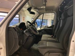 RENAULT Master usata, con Bracciolo