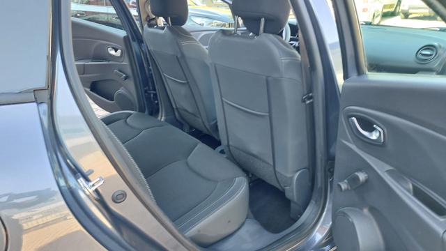 RENAULT Clio usata, con USB