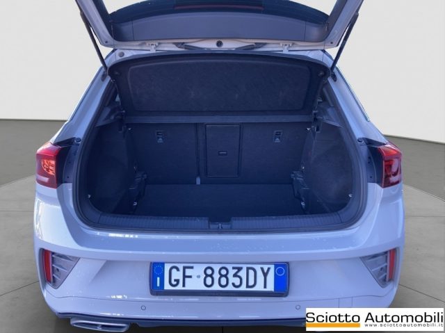 VOLKSWAGEN T-Roc usata, con Autoradio digitale
