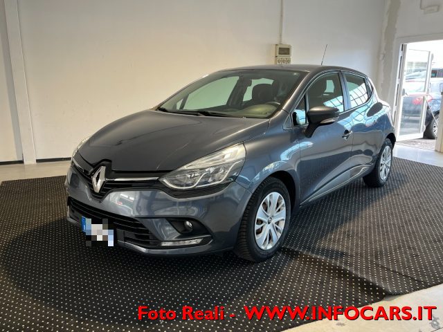 RENAULT Clio usata, con Airbag laterali