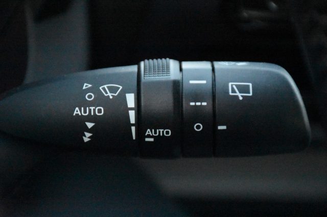 TOYOTA Yaris usata, con Controllo vocale