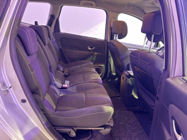 RENAULT Scenic usata 5